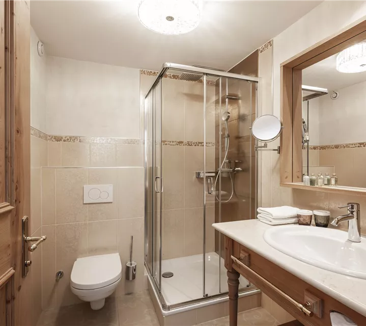 Familiensuite_Badzimmer_klein